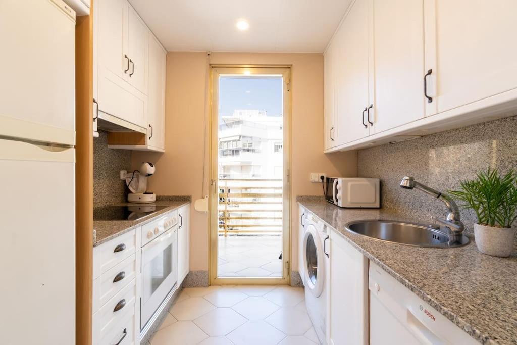50mbeach-2room-pool-wifi-bigterrace-portavntura-aa10 Apartamento *